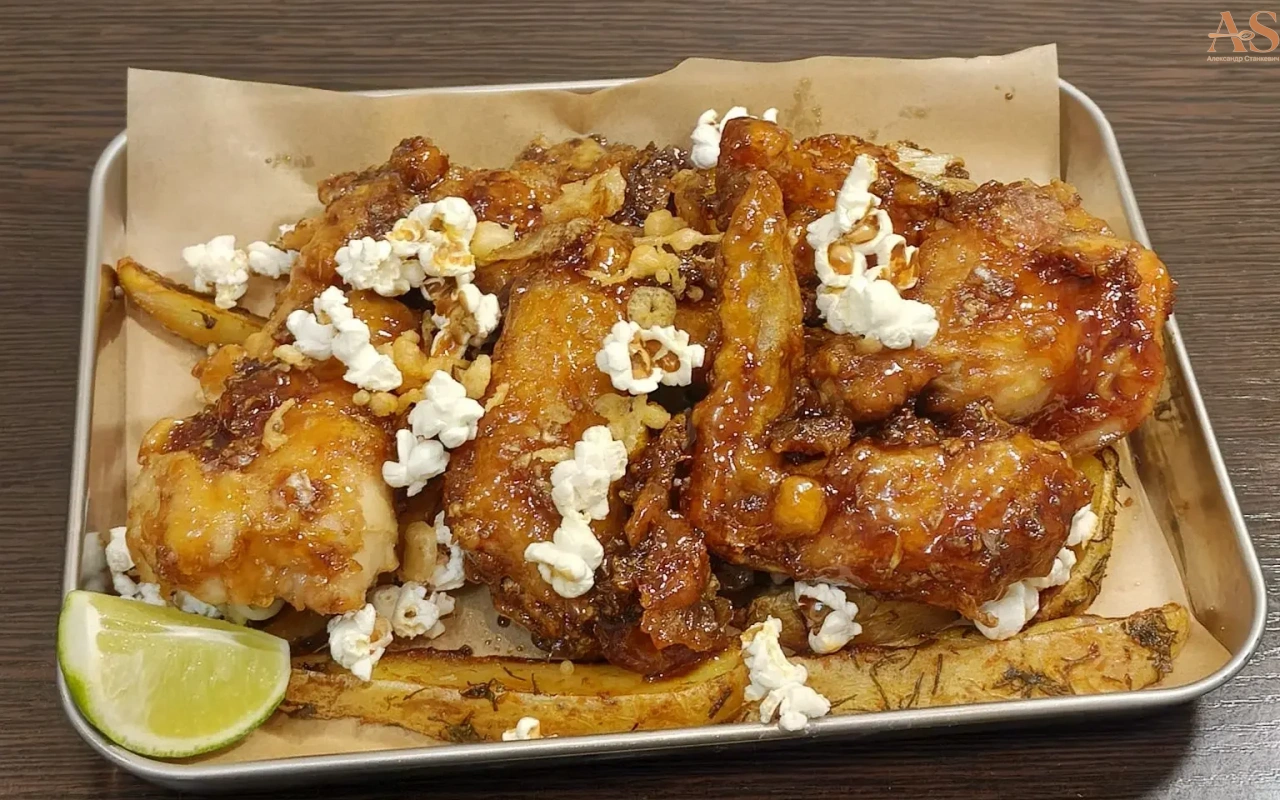 Карамельные кока-кола крылья.